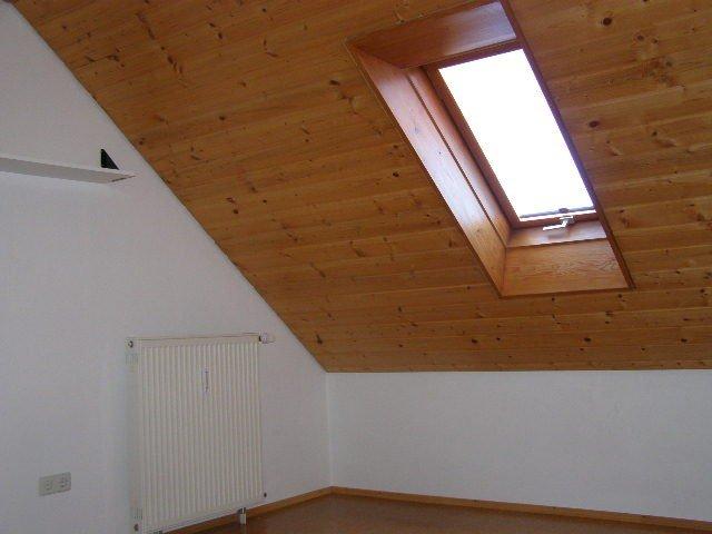 Dachgeschoßwohnung Grettstadt - 4 Zimmer, 80 m&sup2;, 640&euro; | Angebot:26048568