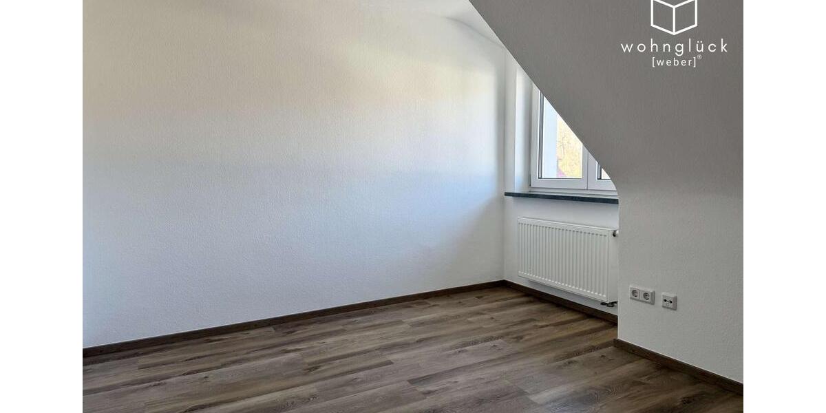 Dachgeschoßwohnung Bad Mergentheim - 4 Zimmer, 87 m&sup2;, 900&euro; | Angebot:25433235
