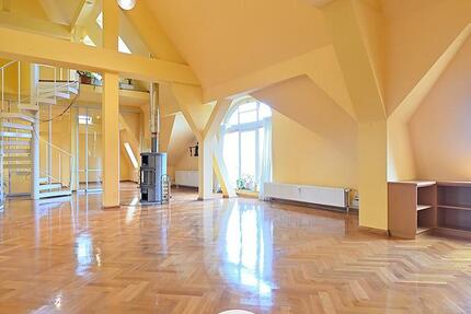 Lichtdurchflutete Maisonette mit Sauna über den Dächern von Zossen! 4 zimmer