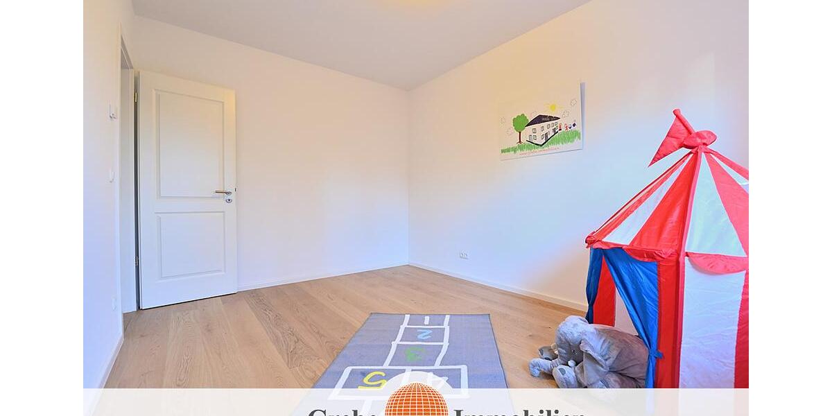 Doppelhaushälfte Zossen - 5 Zimmer, 123 m&sup2;, 1.750&euro; | Angebot:25342551