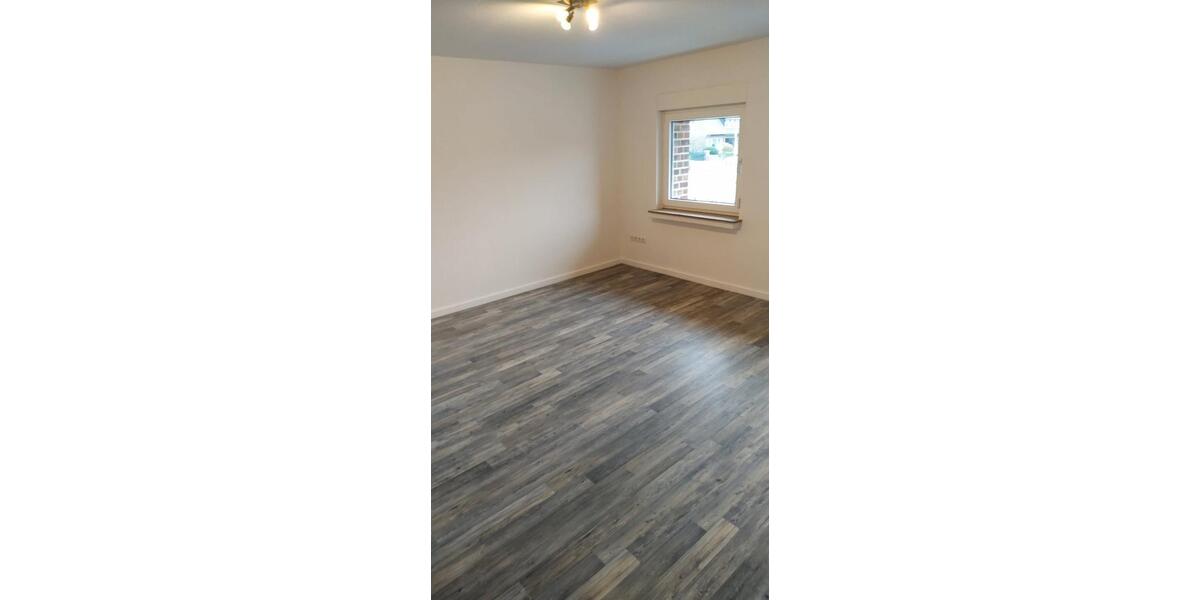 Etagenwohnung Lohne (Oldenburg) - 2 Zimmer, 63 m&sup2;, 630&euro; | Angebot:26277727