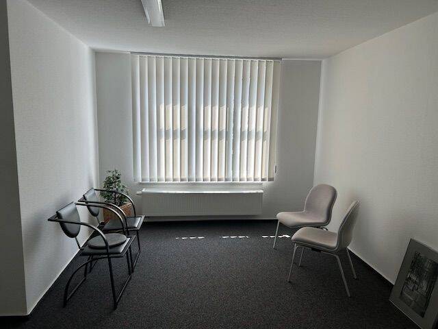 Gewerbeobjekt Wetzlar - 2 Zimmer, 85 m&sup2;, 850&euro; | Angebot:23975852