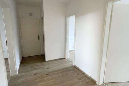 Wohnung Emden - 3 Zimmer, 65 m&sup2;, 479&euro; | Angebot:27067084