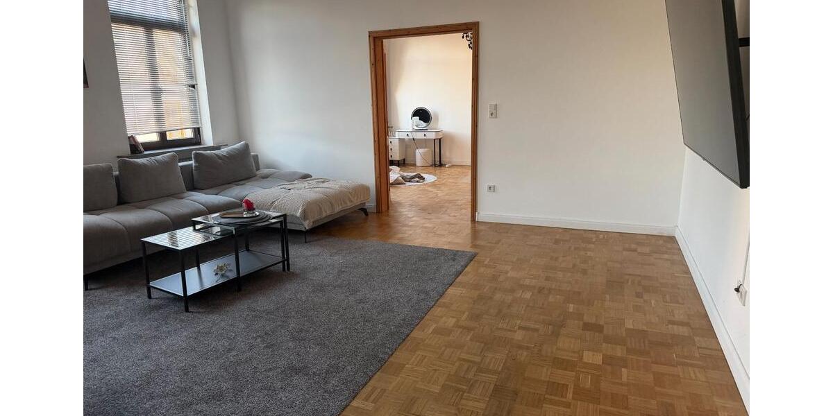 Etagenwohnung Limburg an der Lahn - 2 Zimmer, 90 m&sup2;, 1.100&euro; | Angebot:26270798