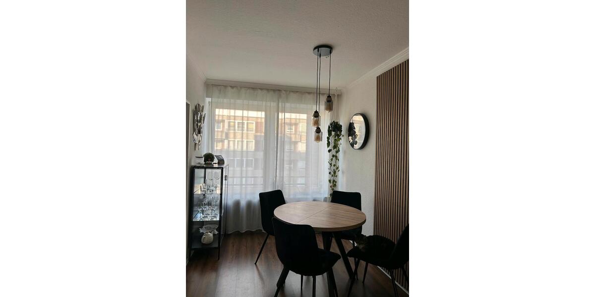 Etagenwohnung Lübeck Sankt Gertrud - 2 Zimmer, 78 m&sup2;, 1.300&euro; | Angebot:26461741