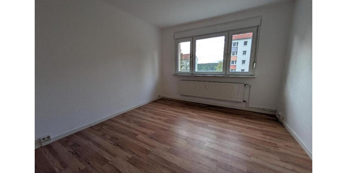 Erdgeschoßwohnung Limbach-Oberfrohna Oberfrohna - 3 Zimmer, 58 m&sup2;, 310&euro; | Angebot:25447497