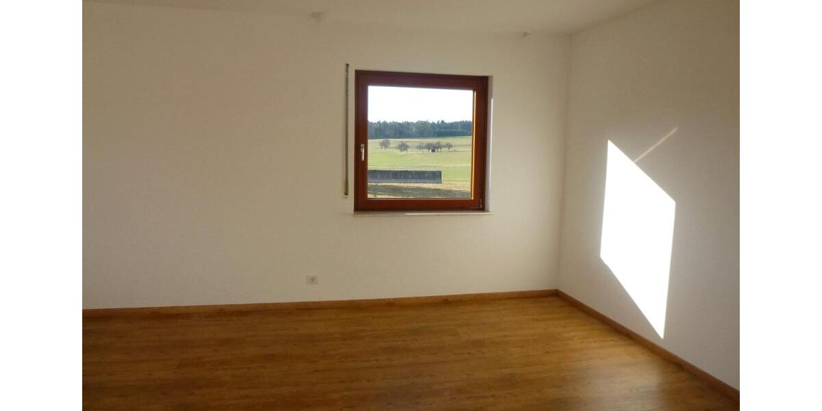 Erdgeschoßwohnung Freudenstadt - 3 Zimmer, 83 m&sup2;, 590&euro; | Angebot:26033380