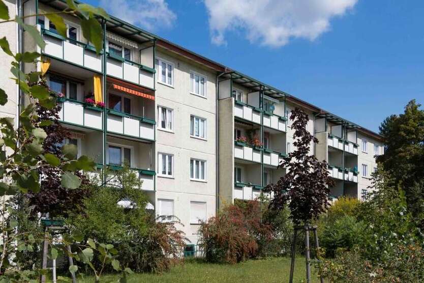 Wohnung zum Mieten in Hoyerswerda 165 € 27.58 m²