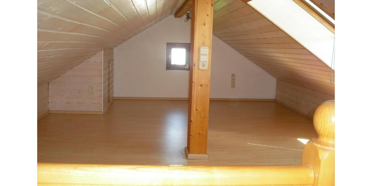 Exklusive Dachgeschosswohnung zimmer