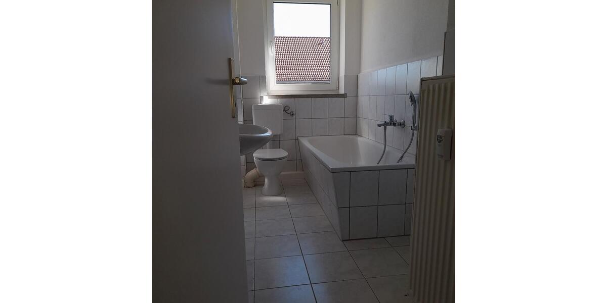 Etagenwohnung Bischofswerda - 1 Zimmer, 33 m&sup2;, 190&euro; | Angebot:26437771