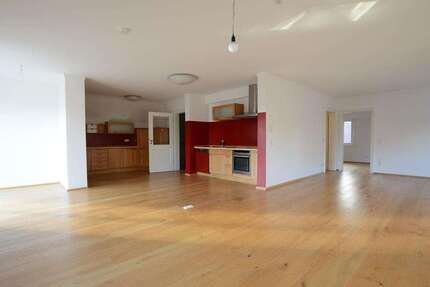 Wohnung zum Mieten in Leverkusen 950 € 100 m²
