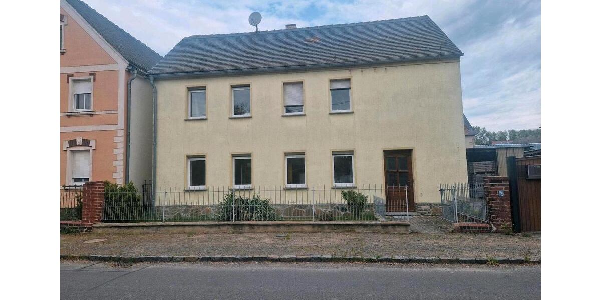 Erdgeschoßwohnung Wurzen - 2 Zimmer, 50 m&sup2;, 300&euro; | Angebot:26652965