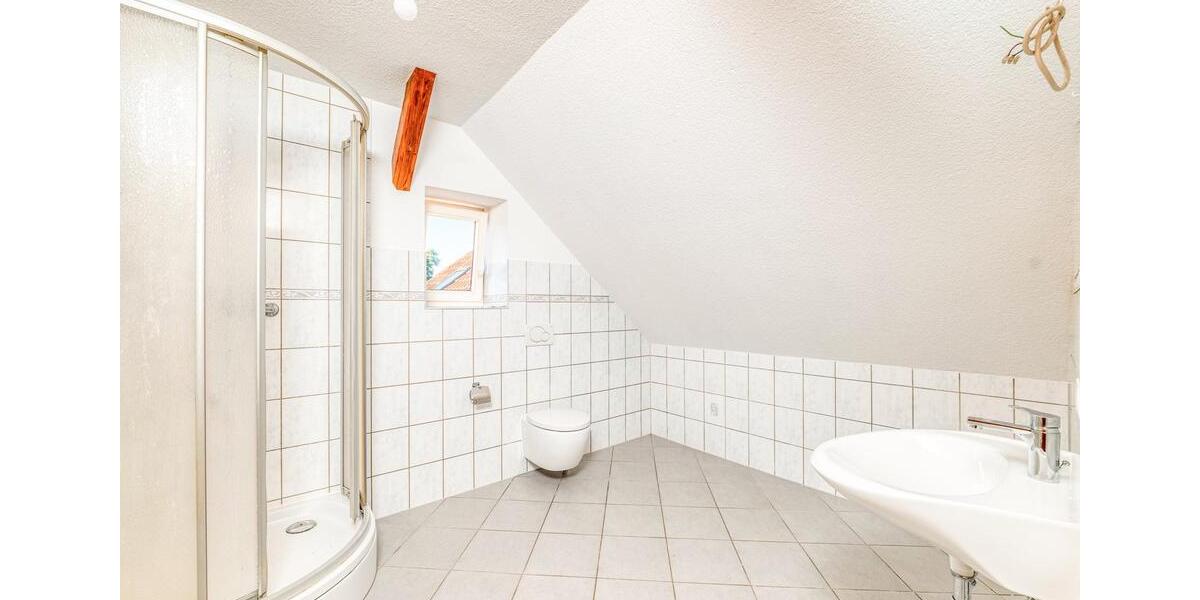 Etagenwohnung Wusterwitz - 2.5 Zimmer, 70 m&sup2;, 490&euro; | Angebot:26336540