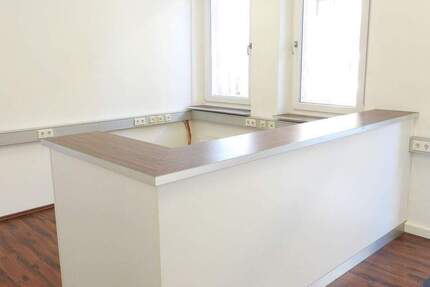 Gewerbeobjekt Nürnberg St Peter - 4 Zimmer, 128 m&sup2;, 890&euro; | Angebot:25915937