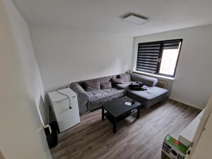 2 Zimer Wohnung- ab Sofort Nachmieter zimmer