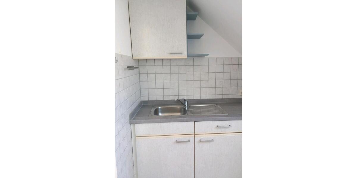 Dachgeschoßwohnung Jagstzell - 4 Zimmer, 90 m&sup2;, 650&euro; | Angebot:26312686