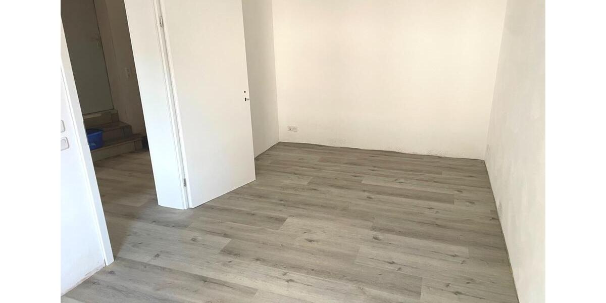 Erdgeschoßwohnung Attendorn - 3 Zimmer, 80 m&sup2;, 820&euro; | Angebot:24846407