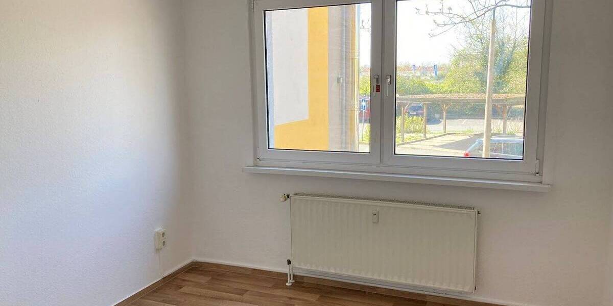 Etagenwohnung Bitterfeld-Wolfen Wolfen - 3 Zimmer, 57 m&sup2;, 354&euro; | Angebot:25694975
