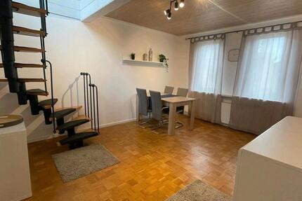 Neu renovierte Maisonette-WG in Stuttgart Zuffenhausen ab 15.11 zimmer