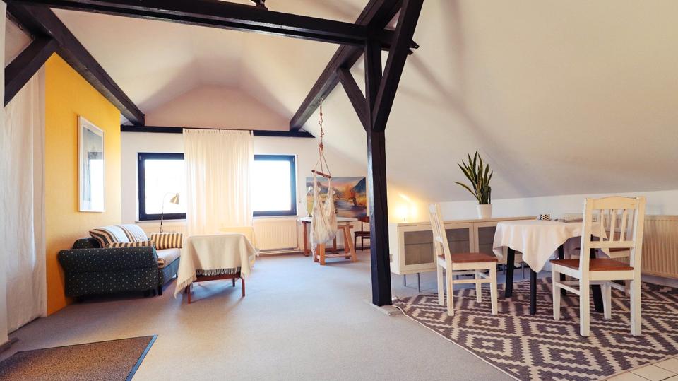 Dachgeschoßwohnung Zierenberg - 2 Zimmer, 72 m&sup2;, 650&euro; | Angebot:26531124
