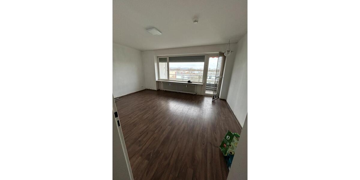 Etagenwohnung Salzgitter - 3 Zimmer, 74 m&sup2;, 880&euro; | Angebot:25219559