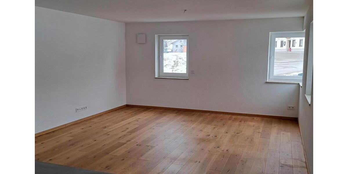 Erdgeschoßwohnung Eiselfing - 3 Zimmer, 85 m&sup2;, 1.200&euro; | Angebot:24640121