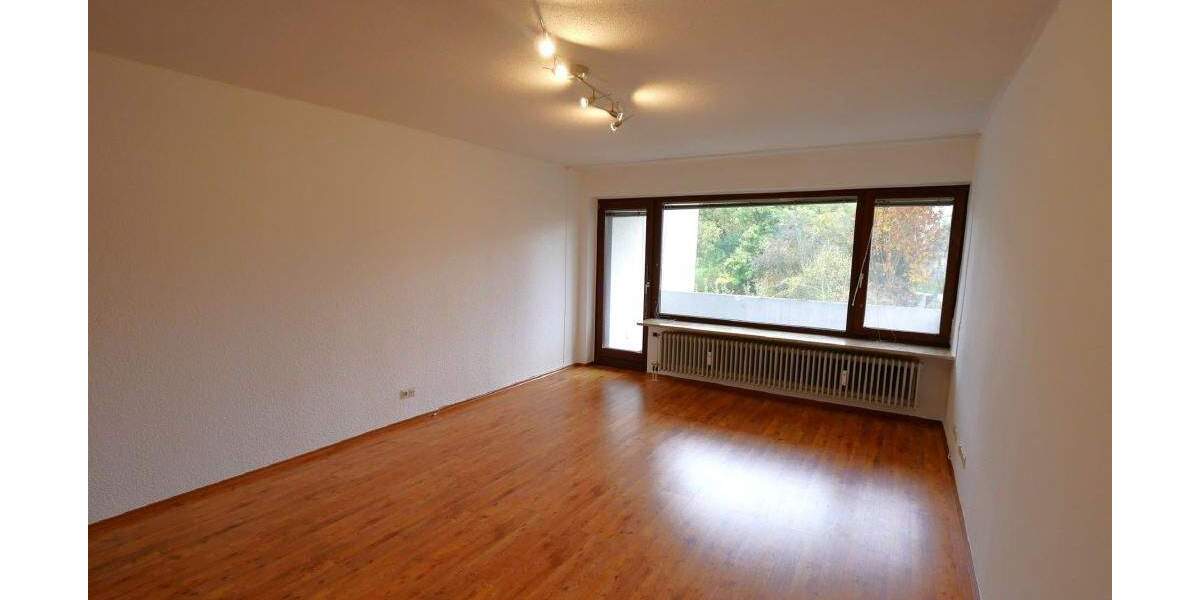 Etagenwohnung Coburg - 2 Zimmer, 63 m&sup2;, 520&euro; | Angebot:24855758