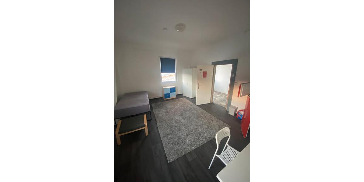 7 ruhige, zentrale Zimmer (bahnhofsnähe) ab 01.01.26 verfügbar 1 zimmer