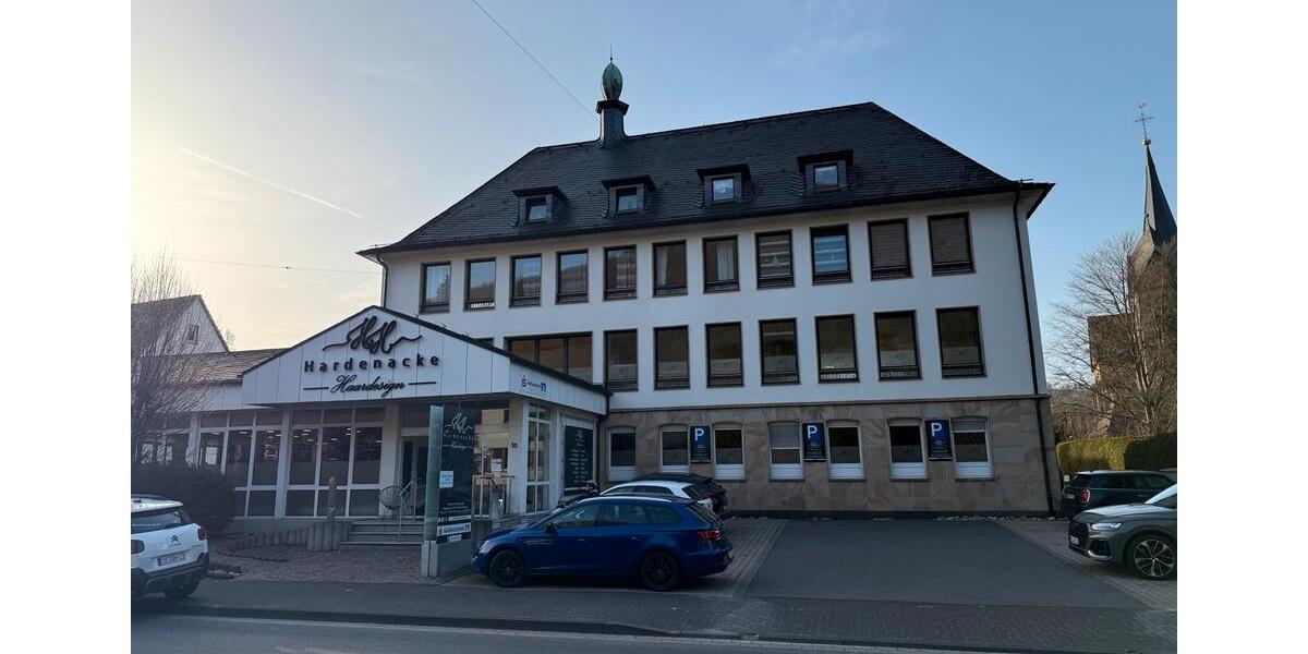 Erdgeschoßwohnung Lennestadt - 3 Zimmer, 120 m&sup2;, 1.044&euro; | Angebot:25256354