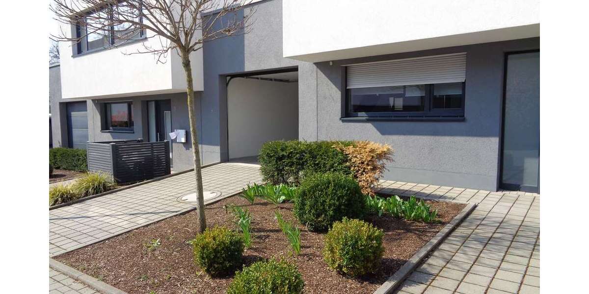 Einfamilienhaus Kaiserslautern - 5 Zimmer, 179 m&sup2;, 2.350&euro; | Angebot:26238503