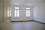 Qualitative Erdgeschoss- WE mit Balkon, FB-Heizung, Bad mit Dusche, Wanne, Fenster 2 zimmer