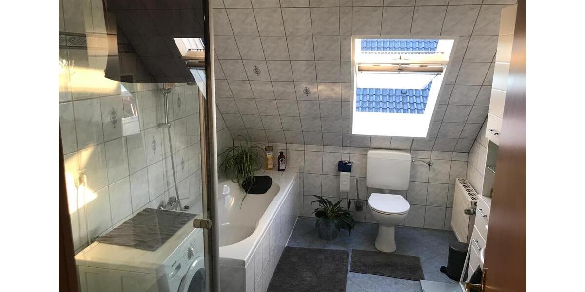 Dachgeschoßwohnung Oyten - 3 Zimmer, 84 m&sup2;, 1.100&euro; | Angebot:25989962