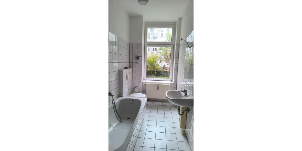 Erdgeschoßwohnung Magdeburg Alte Neustadt - 1 Zimmer, 50 m&sup2;, 325&euro; | Angebot:26643453
