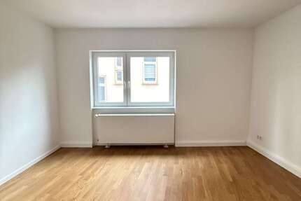 Wohnung zum Mieten in Frankfurt am Main 1.050 € 52.25 m² 2 zimmer