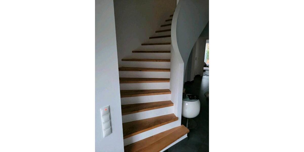 Einfamilienhaus Bonn Gronau - 10 Zimmer, 313 m&sup2;, 4.490&euro; | Angebot:26677619