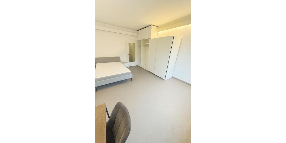 Zimmer in 4er WG in Uni Nähe möbliert All Inklusive Miete 4 zimmer