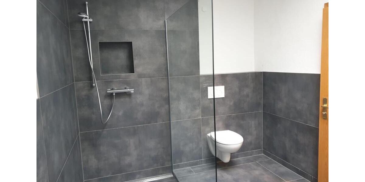 Doppelhaushälfte Steffenberg - 2 Zimmer, 227 m&sup2;, 1.490&euro; | Angebot:23725111