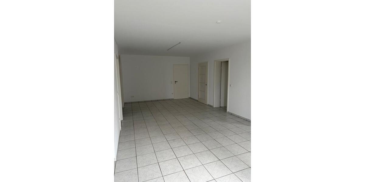 Erdgeschoßwohnung Freren - 3 Zimmer, 93 m&sup2;, 1.200&euro; | Angebot:24356077