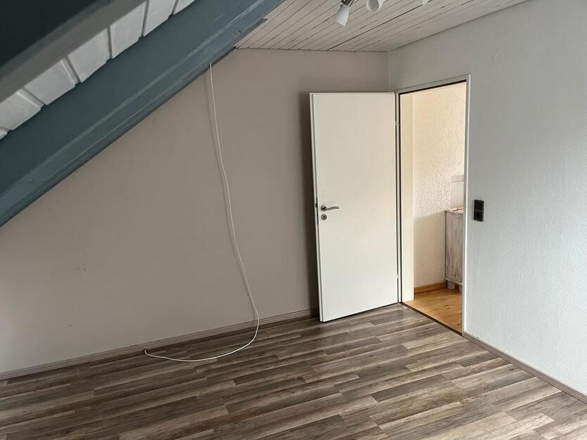 3 Zi.-DG-Wohnung in Teningen