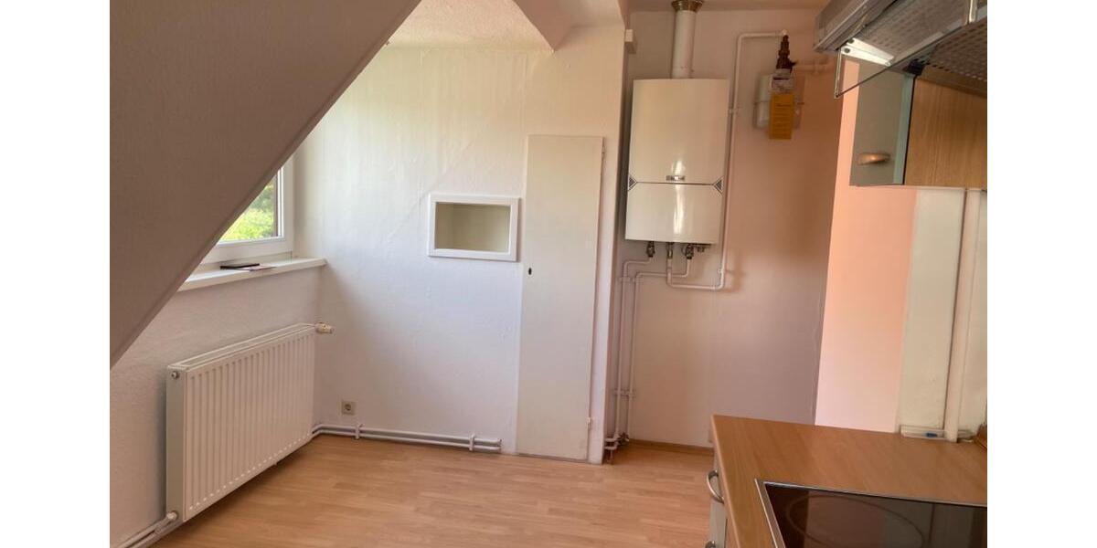 Dachgeschoßwohnung Helmstedt - 3 Zimmer, 65 m&sup2;, 490&euro; | Angebot:20001891