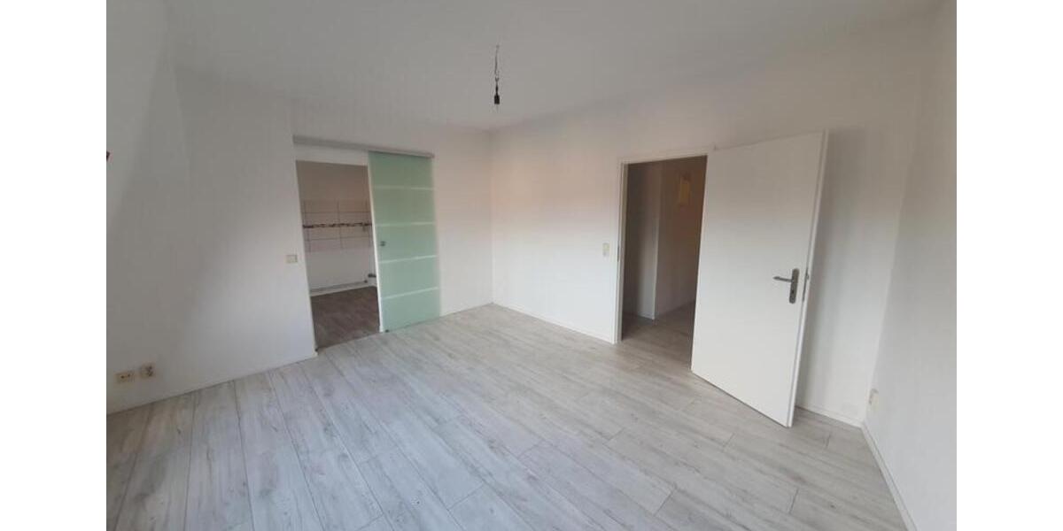 Dachgeschoßwohnung Halberstadt - 1 Zimmer, 35 m&sup2;, 240&euro; | Angebot:25313467