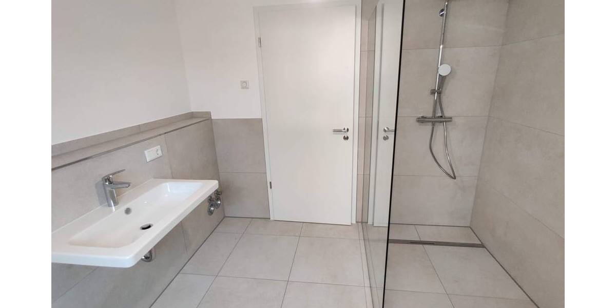 Etagenwohnung Bielefeld Innenstadt - 2 Zimmer, 53 m&sup2;, 680&euro; | Angebot:26172281