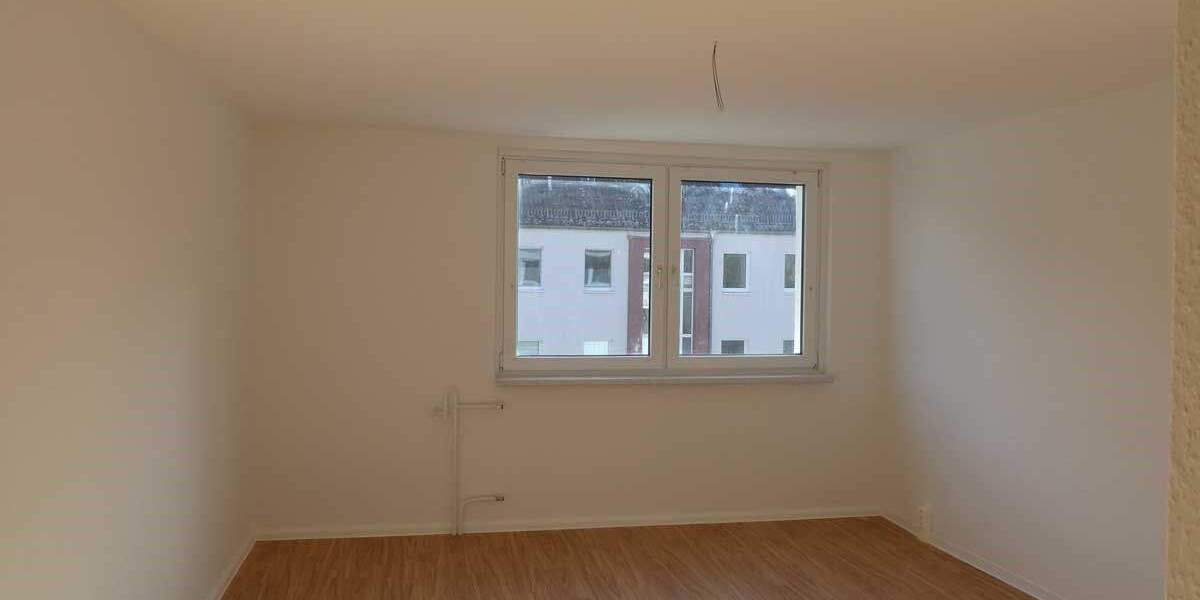 Etagenwohnung Naundorf Hof - 4 Zimmer, 84 m&sup2;, 535&euro; | Angebot:25701635