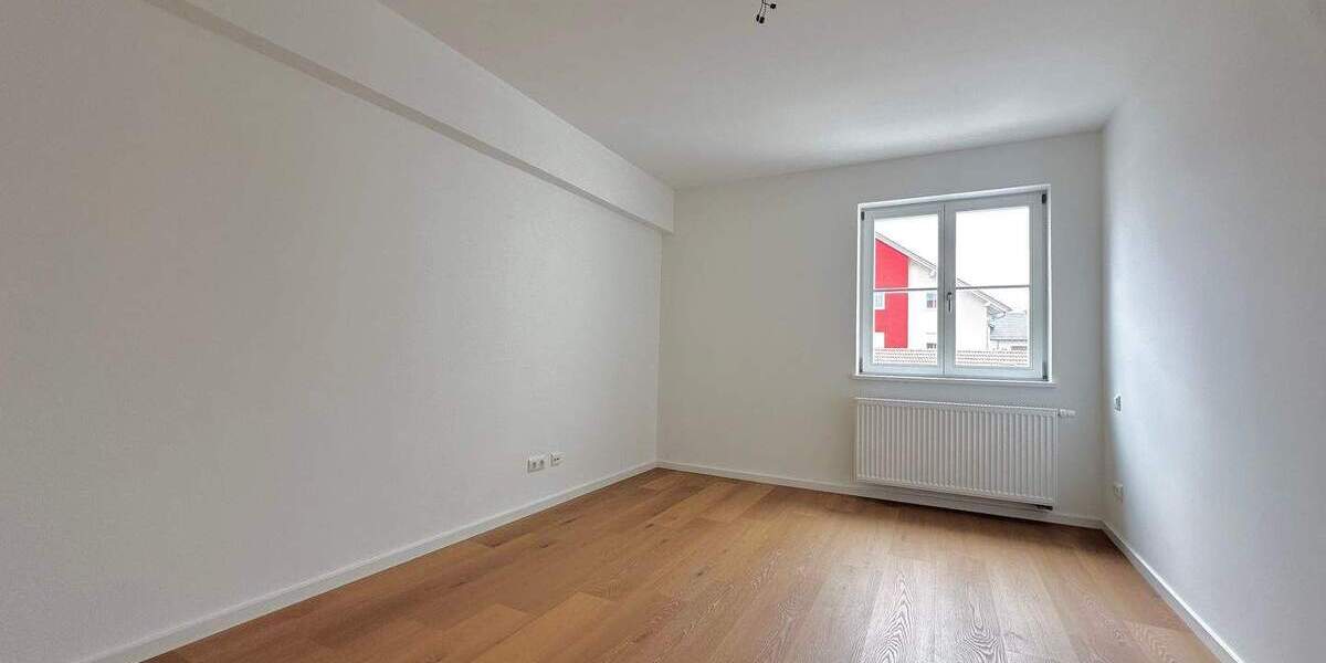Etagenwohnung Marktl - 3 Zimmer, 100 m&sup2;, 1.150&euro; | Angebot:23954863