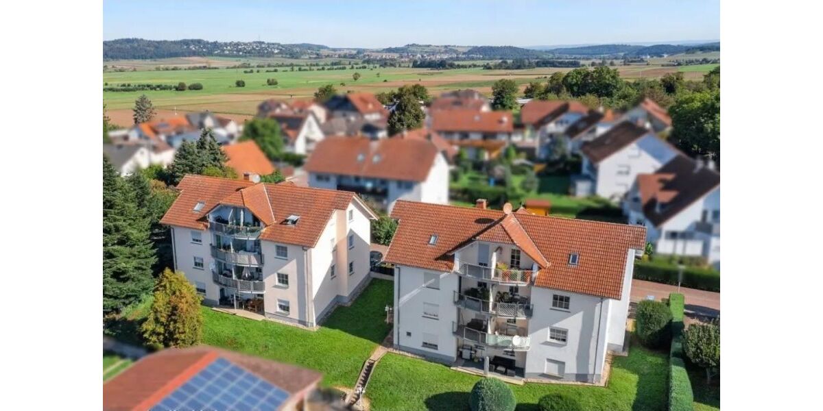 Schöne Dachgeschosswohnung in zentraler Lage - Dachgeschoßwohnung Florstadt | Angebot:24351624