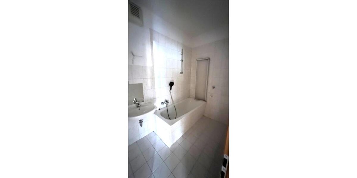 Dachgeschoßwohnung Olbernhau - 2 Zimmer, 81 m&sup2;, 399&euro; | Angebot:25782382