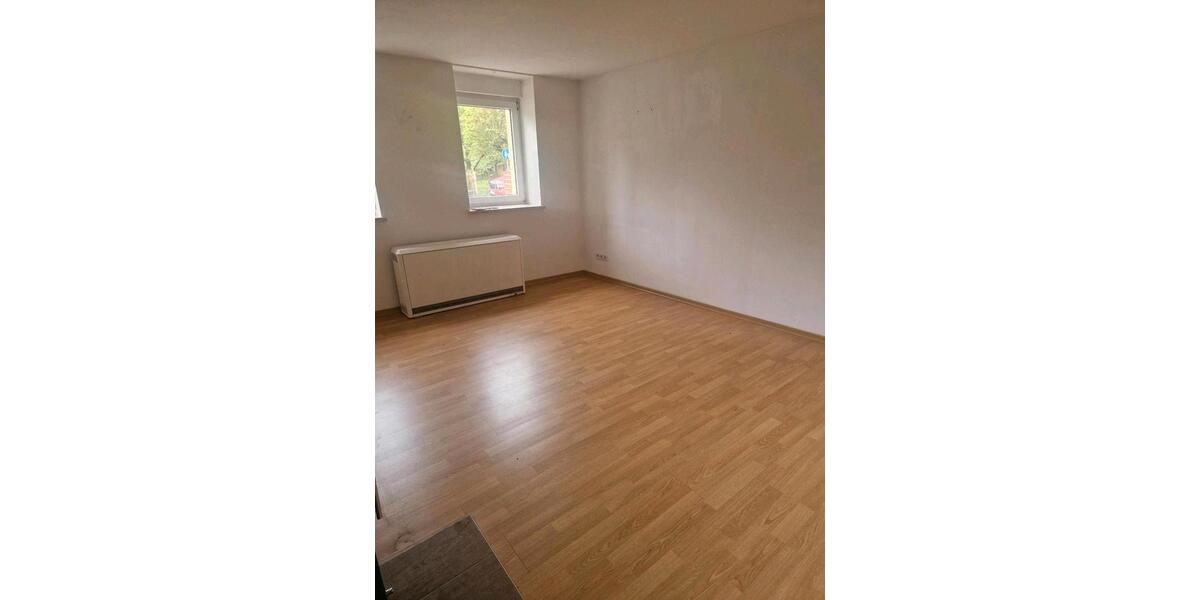 Erdgeschoßwohnung Wurzen - 2 Zimmer, 50 m&sup2;, 300&euro; | Angebot:26652965