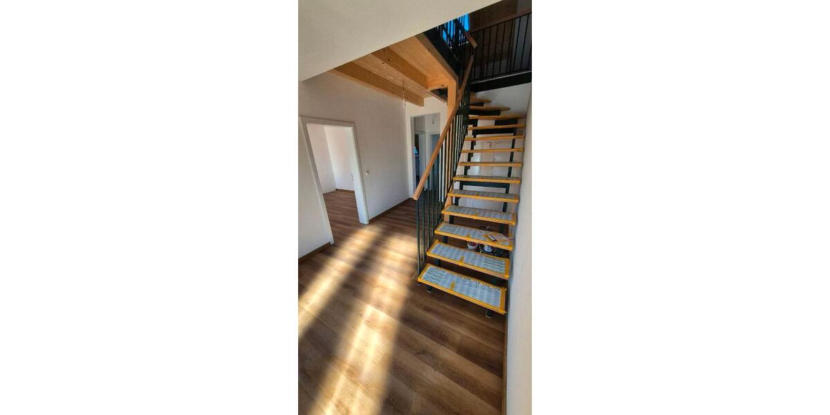 Maisonettenwohnung Schleusingen - 2.5 Zimmer, 85 m&sup2;, 680&euro; | Angebot:25993603