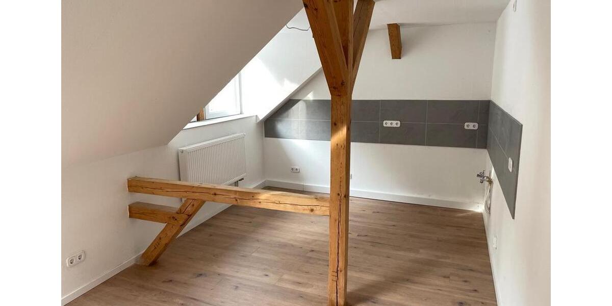 Dachgeschoßwohnung Klipphausen - 2 Zimmer, 65 m&sup2;, 450&euro; | Angebot:26236331