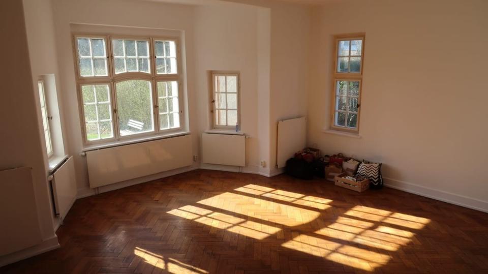 29 qm Zimmer in Köln-Dellbrücker Altbau-Villa